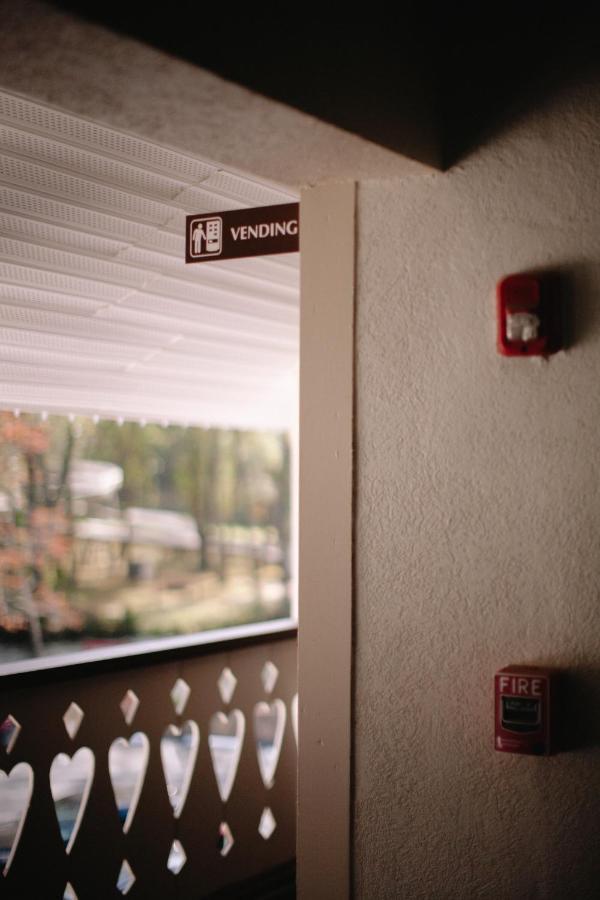 Riverbend Motel & Cabins Helen Kültér fotó